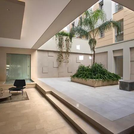 Sky Luxury Apartment